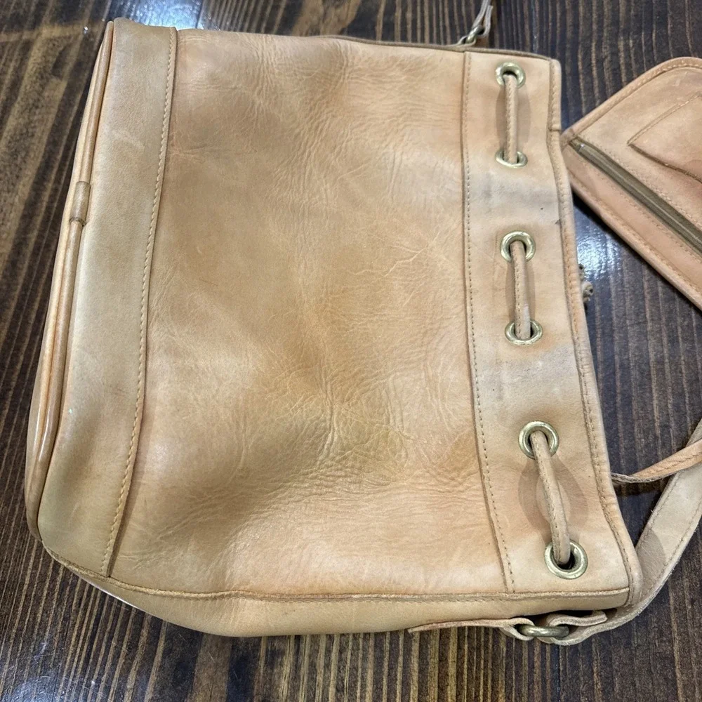 King Ranch Vintage Leather Bucket Purse Camel Color Made In USA Shoulder Bag